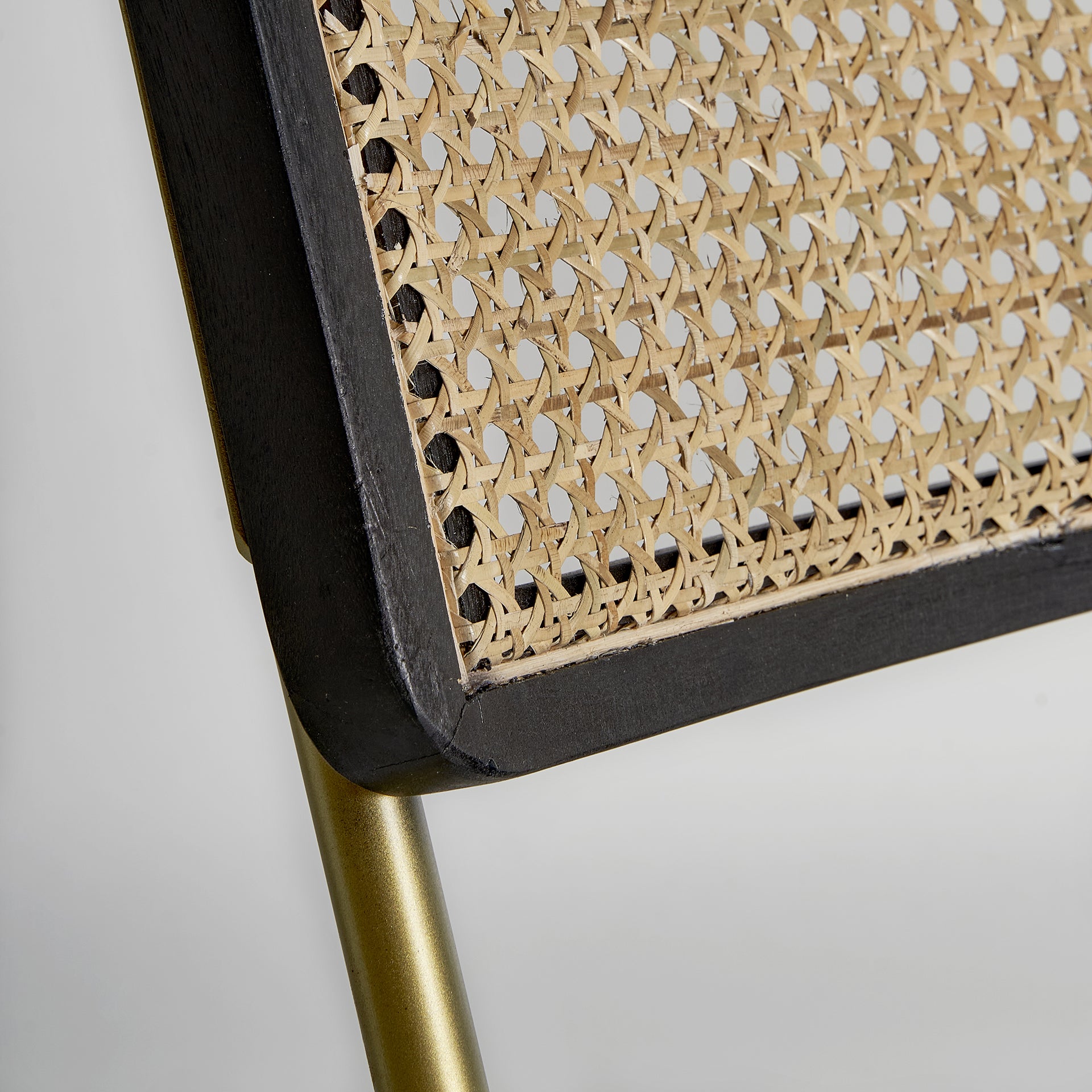 ALMSTOCK CHAIR